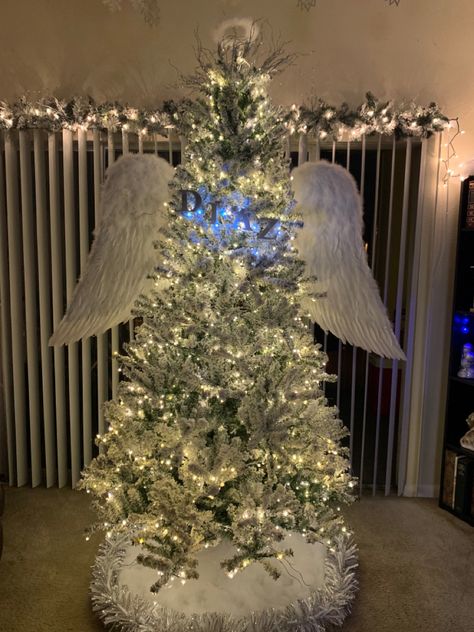 Angel Wing Christmas Tree, Angel Christmas Tree Theme Decorating Ideas, Angel Themed Christmas Trees, Angel Tree Ideas, Memory Christmas Tree, Jesus Christmas Tree, Dress Form Christmas Tree, Christmas Tree Decorations Ribbon, Christmas Tree Inspo