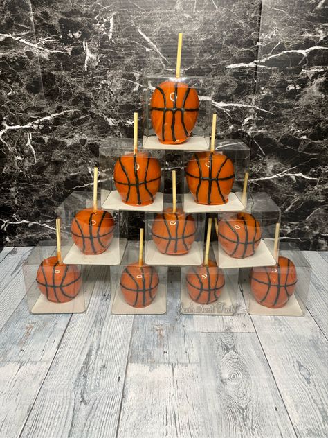 Football Theme Candy Apples, Basketball Candy Apples, Basketball Ideas, Apple Treats, 2nd Birthday Party For Boys, Candy Centerpieces, Apple Treat, Senior Night Gifts, 10 Birthday