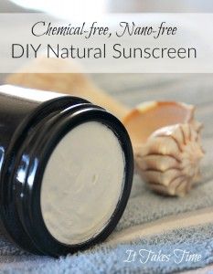 Diy Natural Sunscreen, Natural Sunscreen Recipe, Sunscreen Recipe, Zinc Sunscreen, Zinc Oxide Sunscreen, Sun Screen, Diy Body Care, Homemade Beauty, Natural Sunscreen