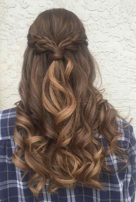 Pretty Bridal Half up half down ,wedding hairstyle ideas #updos #halfuphalfdownhairstyle #bridalhair #hairstyleidea #halfup #upstyle Random Hairstyles, Half Pony Hairstyles, Updos Hairstyles, Pony Hairstyles, Brown Curls, Chocolate Brown Hair Color, Chocolate Hair, Chocolate Brown Hair, Hair Color For Women