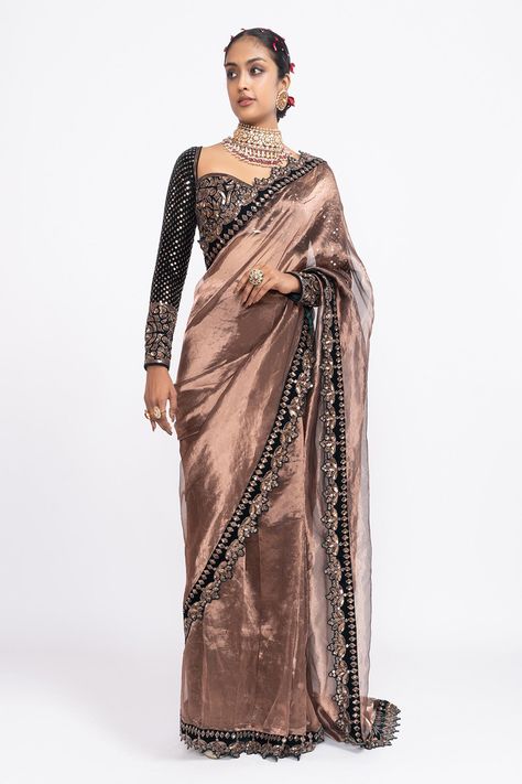 Velvet Saree Royals, Copper Tissue Saree, Velvet Green Blouse, Copper Saree, Green Velvet Blouse, Sweetheart Neck Blouse, Kajol Saree, Vani Vats, Velvet Saree