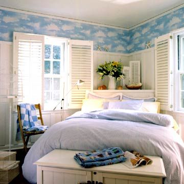 Diagonal Bed, Corner Bed Ideas, Cottage Decorating Ideas, Romantic Bedroom Design, Bedroom Arrangement, Cottage Decorating, Bed In Corner, Cottage Retreat, Big Bedrooms