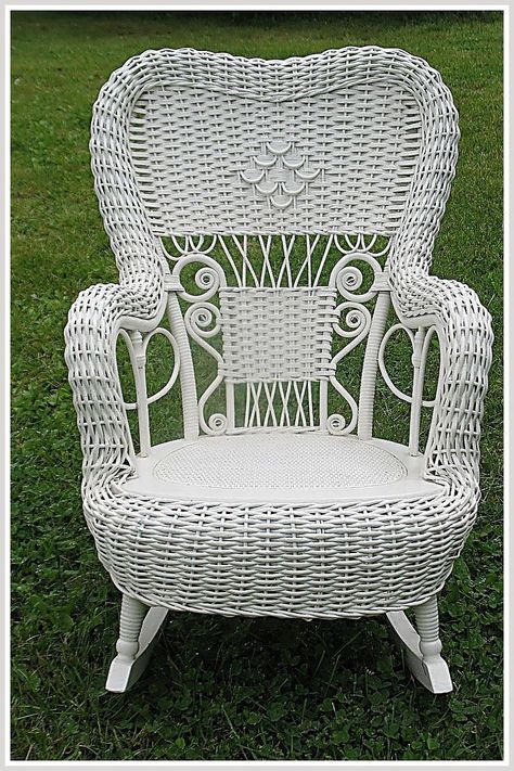 Patio Seating - Let's Face It! - Finding a product is not easy. Try Amazon.com to get all your supplies. Vintage Rattan Chair, Wicker Fan, Vintage Velvet Chairs, Vintage Wicker Furniture, Outdoor Patio Seating, Wicker Rocker, Wooden Desk Chairs, Surf House Decor, Vintage Office Chair