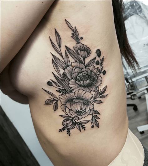 Can Tattoo, Tattoo Sternum, Flower Cover Up Tattoos, Underboob Tattoos, Flower Tattoo On Ribs, Side Tattoos Women, Cover Up Tattoos For Women, Flowers Tattoos, Rib Tattoos For Women