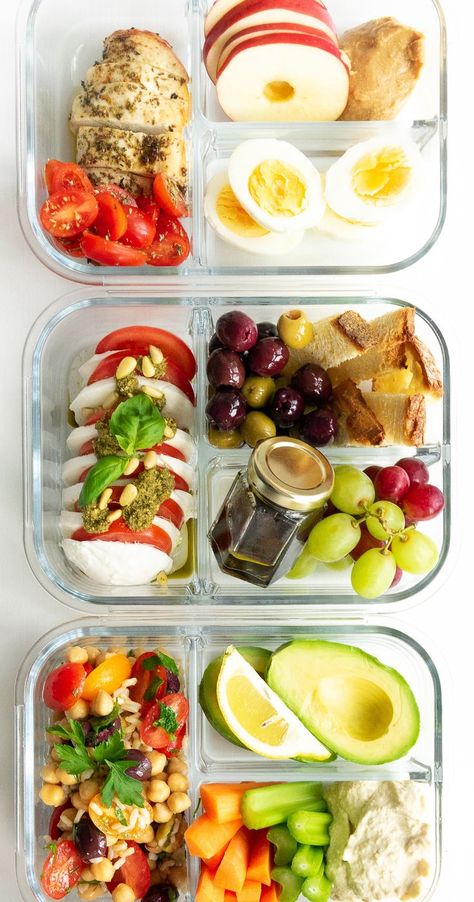 5 Easy and Healthy Lunch Box Ideas for everyone! These make-ahead lunch recipes are perfect for a work lunch and great as real food on the go. Save money and eat healthily! There are recipes for everyone: vegan, vegetarian, protein-packed and low carb options! #mealprep #adultlunch #lunch #mealprepideas #lunchbox #lunchrecipes Vegetarian Lunch Ideas For Work Easy, Low Cal Work Lunch, Bentgo Fresh Lunch Ideas Adults, Adult Bento Box Lunch Ideas Healthy, Low Carb Bento Box Ideas, Make Ahead Lunches For Work, Adult Bento Box Lunch Ideas, Low Carb Lunches For Work, Lunch Box Ideas