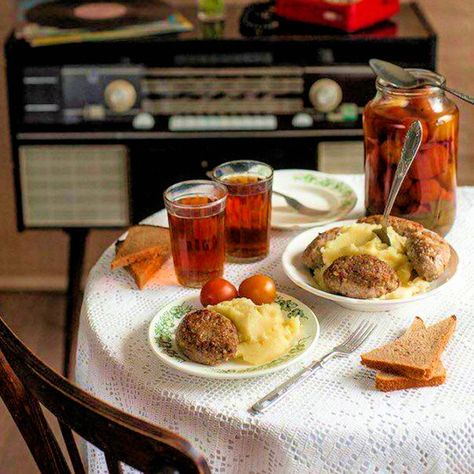 European Food, Russian Recipes, Aesthetic Food, Food Photo, A Table, Food Photography, Russia, Food And Drink, Bread