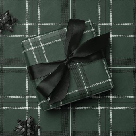 A bold modern take on a classic holiday plaid makes this wrapping paper set perfect way for both traditional and unconventional gift givers. The hunter green background with the black and white checks is chic and stylish. Will look fantastic on all your gifts under the tree perfectly coordinated with your Christmas decor. Black Christmas Decorations, Christmas Home Decorations, Green Wrapping Paper, Holiday Wrapping, Holiday Plaid, Holiday Wrapping Paper, Christmas Plaid, Wrapping Paper Christmas, Under The Tree