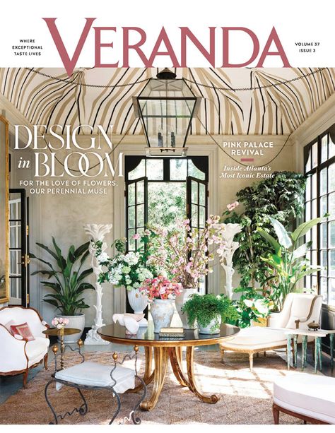 To Texas With Gusto in Veranda - Charlotte Moss American Villa, Charlotte Moss, Veranda Magazine, Pink Palace, Sutton Place, New York Apartment, Entry Hall, Old Farmhouse, Life Design