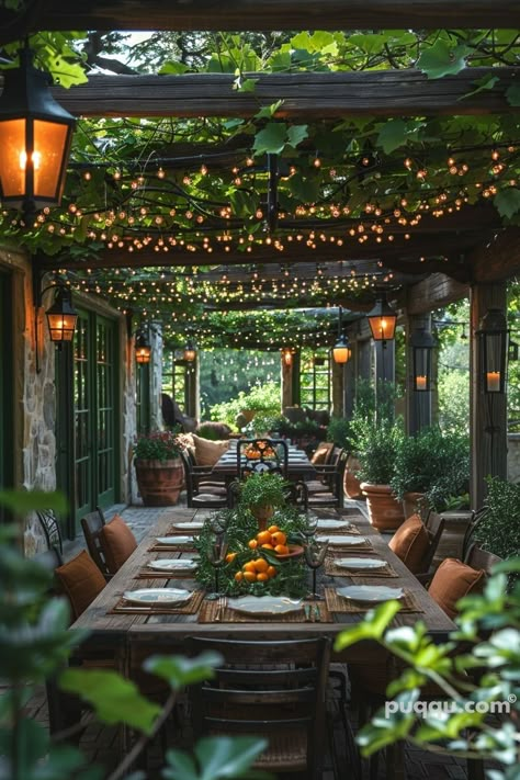 Outdoor Tuscan Patio: Bringing the Charm of Tuscany to Your Backyard - Puqqu Tuscan Patio, Tuscan Design, Rustic Italian, Garden Wallpaper, Italian Garden, Patio Interior, Outdoor Entertaining Area, Outdoor Decor Backyard, Rustic Garden Decor