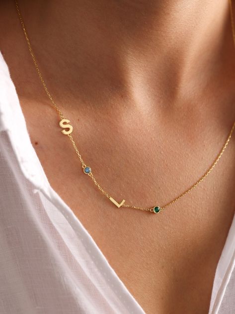 Initial Birthstone Necklace, Letter Necklace Initials, Family Birthstone Necklace, Gold Initial Pendant, Topaz Birthstone, Initial Necklace Gold, Initial Jewelry, Girly Jewelry, Necklace Personalized