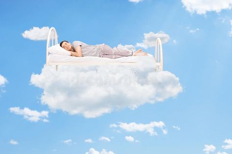 Man Sleeping, 4 Hour Work Week, Sleep Lover, Cognitive Behavior, Natural Sleep Aids, Social Media Design Inspiration, Sleeping In Bed, Breathing Exercises, In The Clouds