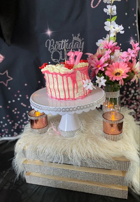 #37yearsyoung #birthdayqueen #flowers #candles #bling #birthdayphotos #cake 37 Birthday, 37th Birthday, Flowers Candles, Birthday Photos, Candles, Cake, Birthday, Flowers