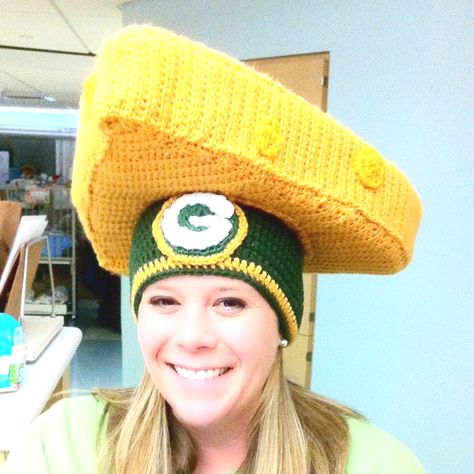 Green Bay Packers Cheese Head Hat!!! Crochet Green Bay Packers Hat, Crochet Nfl Hats, Crochet Green Bay Packers, Football Crochet, Crochet Football, Green Bay Packers Hat, Crochet Green, Green Bay Packers Logo, Silly Hats