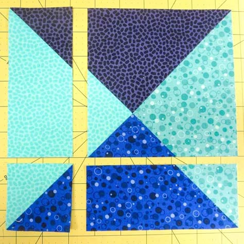 Disappearing Half Square Triangle Block, Disappearing Block Patterns, 4 Fabric Quilt Pattern Ideas, Quilt Pattern Triangles, Disappearing Quilt Block Patterns, Qst Quilt Patterns, 10 Inch Square Quilt Patterns Easy, Quarter Square Triangle Tutorial, Unusual Quilt Patterns