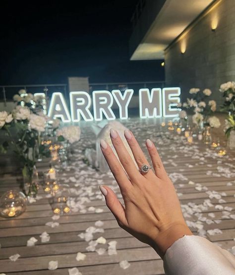 Dream Wedding Decorations, Marriage Ring, Marriage Proposal, Dear Future, Proposal Engagement, Marriage Proposals, Marry Me, Got Married, Getting Married