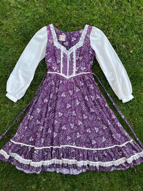 Purple Gunne Sax Dress, Corduroy Corset, 70s Prairie Dress, 70s Prairie, Prairie Dresses, Sax Dress, Style Bundle, Gunne Sax Dress, 1970s Dresses