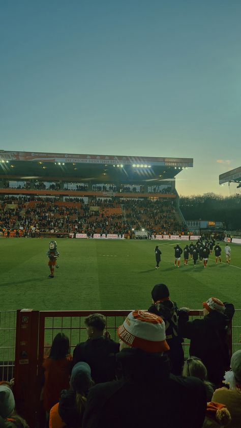 #aesthetic #soccer #stadium #goodvibed #union_berlin #players Stadium Aesthetic, Friends Moodboard, Aesthetic Soccer, Berlin Aesthetic, Union Berlin, Soccer Stadium, My Year, The Beautiful Game, Berlin