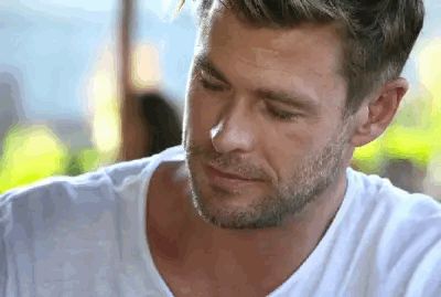 Chris Hemsworth Gif, Hemsworth Chris, Thor God, Thor Marvel, Thor Odinson, Thor X Loki, Fashion Models Men, Chris Hemsworth Thor, Marvel Thor