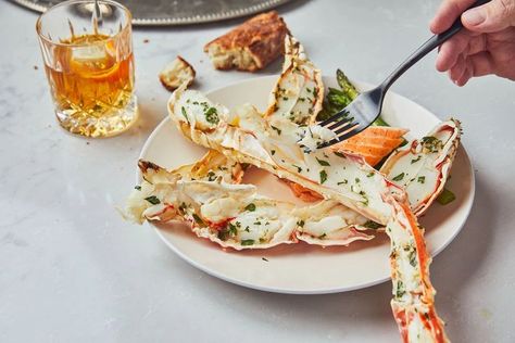 new year's resolution, alaskan king crab and seafood, seafood meals Alaskan Food, Red King Crab, Crab Cake Recipes, Alaskan King Crab, Cooking Fish, Red King, Burger Seasoning, King Crab Legs, Steak And Seafood