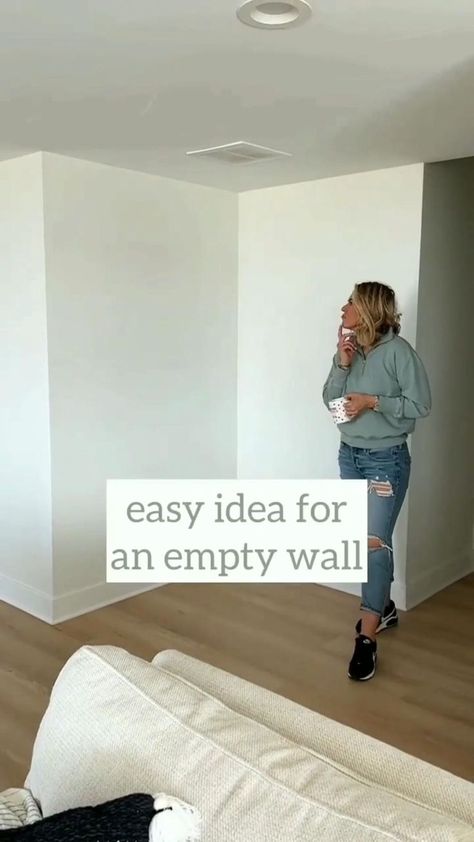 Pin on HOME DECOR TIPS Empty Wall Ideas, Wall Ideas Living Room, Casa Vintage, Home Decor Crate, Home Entrance Decor, Ideas Living Room, Furniture Hacks, Multifunctional Furniture, Diy Crafts For Home Decor