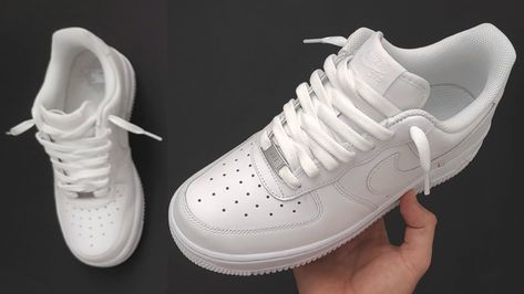 Nike Force One, How To Tie Laces, Nike Shoe Laces, Nike Air Force White, Air Force Outfit, Lacing Shoes, Zapatillas Nike Air Force, Shoes For Guys, Tenis Air Force