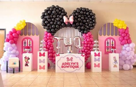 Cute minnie mouse birthday party decorations with balloon minnie ear backdrop decorations from CV Linens. Click to shop our affordable backdrop stands, backdrop draping curtains, balloons, and more! Disney theme girl birthday party for kids on a budget. Kids birthday party decorations for girls with minnie mouse theme. Kids birthday party balloon backdrop decorations on a budget. Kids birthday balloon backdrop decorations for minnie mouse party theme. Budget Kids Birthday Party, Party Balloon Backdrop, Diy Minnie Mouse Ears, Birthday Balloon Backdrop, Minnie Mouse Decorations, Minnie Mouse Theme Party, Minnie Mouse Birthday Party Decorations, Minnie Mouse Theme, Kids Birthday Party Decoration