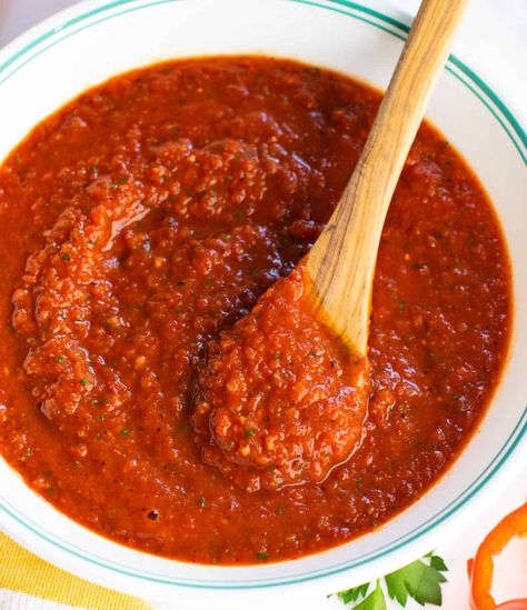 Roasted Red Pepper Spaghetti Sauce, Bell Pepper Spaghetti Sauce, Red Pepper Spaghetti Sauce, Capsicum Pasta Sauce, Red Pepper Marinara Sauce, Homemade Roasted Red Peppers, Roasted Red Pepper Tomato Sauce, Roasted Red Bell Pepper Sauce, Fire Roasted Peppers Recipes