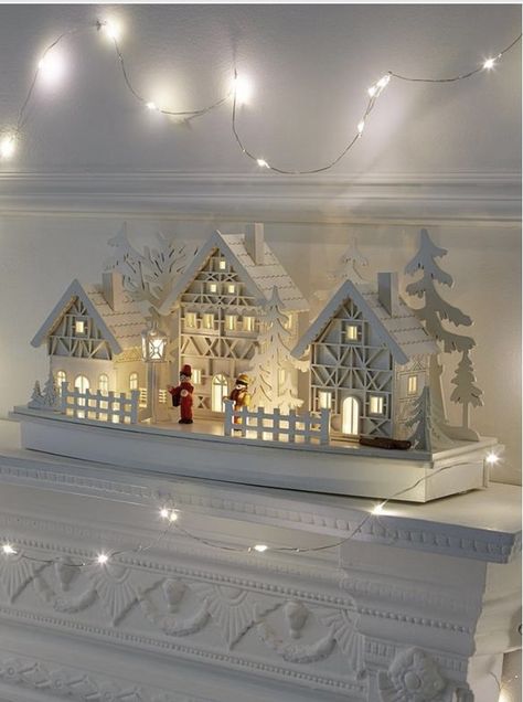 Christmas Village White, Christmas Village Houses, Christmas Themes Decorations, Christmas Table Settings, Garland Decor, Christmas House, Wood Light, Modern Christmas, Christmas Crafts Decorations