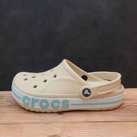 The feedback effect of toothpaste is very good just a few times the teeth become white a lot! Crocs Bayaband Clog Outfit, Crocs For Women, Crocs Aesthetic, Clog Outfit, New Crocs, White Crocs, Pretty Sneakers, Crocs Fashion, Shoes Crocs