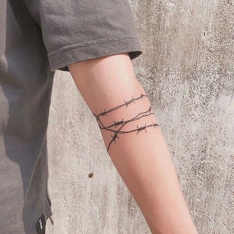 Barbwire Forearm Tattoo, Barbwire Around Arm Tattoo, Barbwire Band Tattoo, Barbwire Arm Band Tattoo, Anime Bracelet Tattoo, Barb Wire Forearm Tattoo, Chain Tattoo Around Arm, Live Wire Tattoo, Bob Wire Tattoos Around Arm