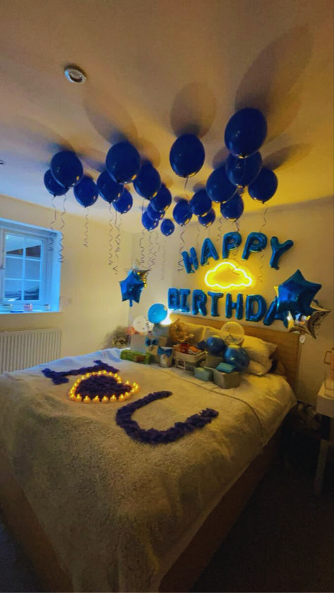 Happy Birthday Bedroom Ideas 
#HappyBirthday #Bedroom #Bed #bedroomideas #surprisebedroom Cute Bf Birthday Ideas, Men’s Birthday Decoration Ideas, 20 Birthday Ideas For Guys, Things To Make Bf For Birthday, 22nd Boyfriend Birthday Ideas, Blue Birthday Room Surprise For Boyfriend, First House With Boyfriend Decor, Big Birthday Gifts For Boyfriend, 20th Birthday Ideas Boyfriends