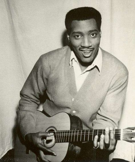 Otis Redding died on December 10, 1967 at age 26. He died tragically in a plane crash traveling between gigs. Otis Redding, Soul Singers, Musica Rock, Somebody To Love, Rock N’roll, Soul Music, Music Legends, Popular Music, All Music