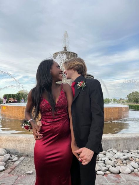 Bwwm Prom, Prom Date Pictures, Interracial Couples Bwwm, Swirl Couples, Bwwm Couples, Matric Dance, Interacial Couples, Interracial Couple, Cute Relationship Texts