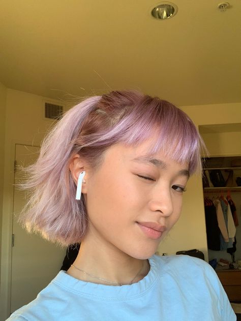 short bob cut lilac purple hair fringe bangs Lilac Bob Hair, Pink Bob Haircut, Light Purple Hair Short, Lilac Pink Hair, Pastel Purple Hair Short, Lilac Hair Short, Blonde Lilac Hair, Short Purple Hair With Bangs, Light Purple Short Hair