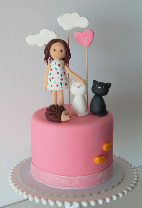 Easy Cat Cake Birthday, Dog And Cat Cake, Simple Fondant Cake, Chanel Cookies, 12th Birthday Party Ideas, Kitten Cake, Birthday Cake For Cat, 1st Birthday Girl Decorations, Cake For Husband