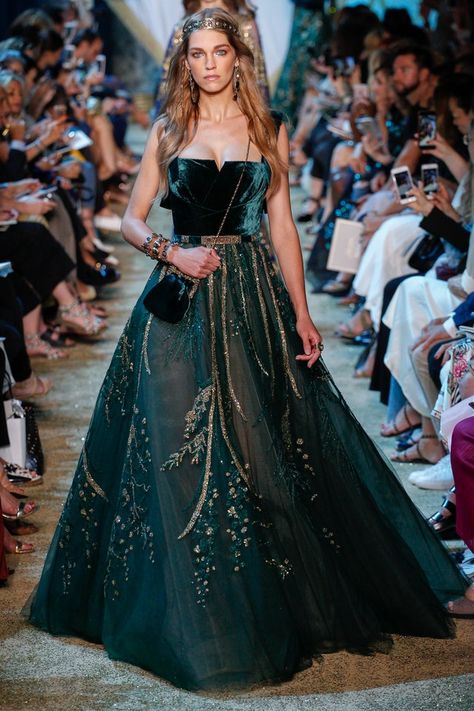 Elie Saab Haute Couture, Elie Saab Fall, Elie Saab Couture, Collection Couture, Gaun Fashion, Green Gown, فستان سهرة, Zuhair Murad, Gorgeous Gowns