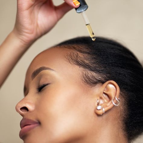 Grow, Thicken and Strengthen your Hairline, AND use it to gently lay your edges too! ☺️🌱 Have you tried this method before? 💬 Shop:… | Instagram Hair Care Photoshoot, Cosmetic Small Business, Self Care Photoshoot, Body Cream Photography, Portrait Digital Painting, Type 4c Hairstyles, Cream Photography, 4c Hair Care, Hairstyles Inspiration