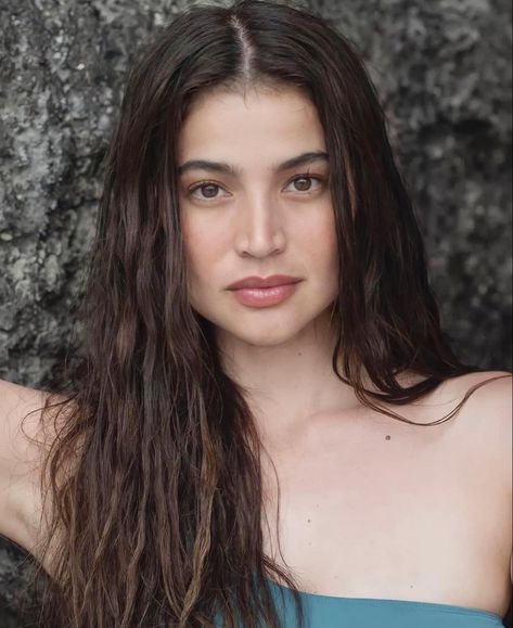 Anne Curtis Smith, Kim Domingo, Anne Curtis, Indian Long Hair Braid, Philippine Women, Liza Soberano, Beautiful Human, Celebrity Stars, Palawan