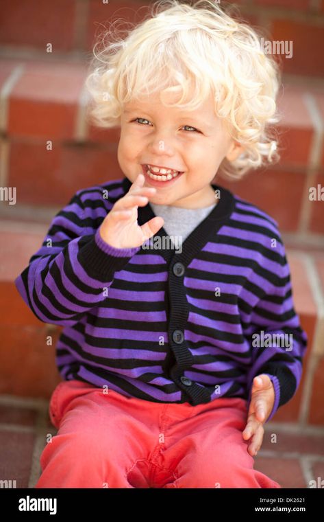 Boy Blonde Hair, Kid Boy Haircuts, Boys Curly Haircuts, Toddler Haircuts, Cool Boys Haircuts, Blonde Kids, Blonde Hair Green Eyes, Haircuts Blonde, Toddler Boy Haircuts