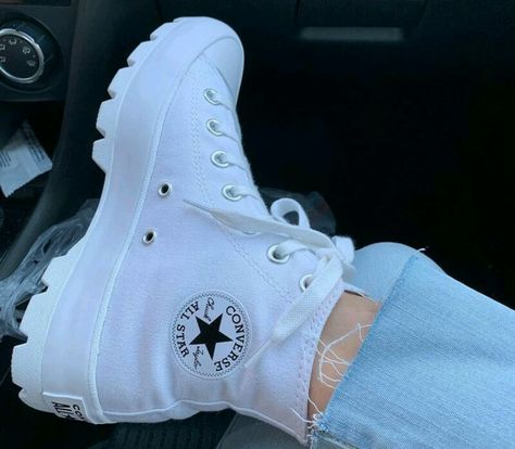 Converse High Tops Platform, Converse Chunky, Chunky Converse, High Top Converse Outfits, White Converse Outfits, Converse Boots, Color Converse, White High Top Converse, Cute Converse