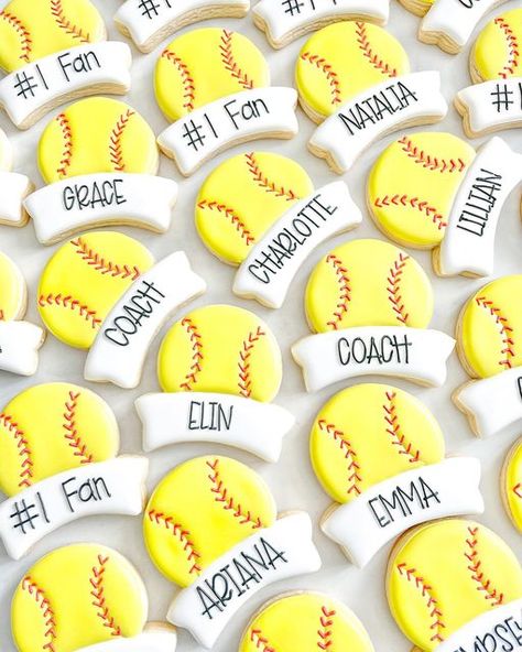 Softball Cookies Decorated, Softball Sugar Cookies, Softball Cookies, Macaron Designs, Sports Cookies, Baseball Cookies, Softball Party, Frosted Cookies, Softball Life