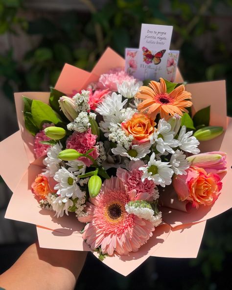 Happy Monday Bebe! Whatever you do .. Do Not Give Up !! Today’s Bloom Bar 🚨NOW AVAILABLE #keepgoing #florecebebe #youoweyou #telodebes Get Well Bouquet, Bloom Bar, Get Well Soon Flowers, Get Well Soon, Don't Give Up, Happy Monday, Get Well, Giving Up, Bar