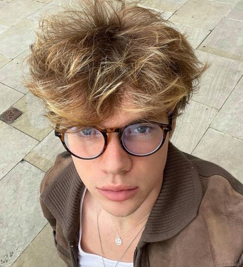 Percy Jackson Jason Grace, Percy Jackson Jason, Blonde With Glasses, Men Blonde Hair, Blonde Hair Boy, Boys Glasses, Men With Blonde Hair, Blonde Curly Hair, Jason Grace