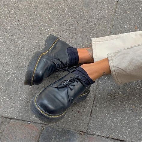 Dr Martens Outfit Summer, Dr Martens Men Outfit, Dr Martens Mary Janes, Dr Martens Oxford, Oxfords Outfit, Dr Martens Outfit, Doc Marten Oxford, Walking Boots, Dress For Success