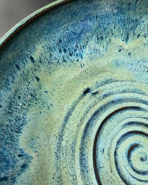 Nanette Reilly on Instagram: "Love how this turned out! For my fellow glaze lovers, it’s amaco midnight blue with seaweed on top with oatmeal on the rim. Used Standard 112 brown speckled clay. #nanettereilly #howiamaco #madeinaskutt #thrownonabrent #ohiomade #clevelandsrtist" Amaco Glaze On Brown Clay, Glazes On Brown Speckled Clay, Amaco Oatmeal Glaze, Amaco Glaze Layering Seaweed, Glazes On Standard 112 Clay, Speckled Clay Glaze, Blue Midnight Glaze Combinations, Seaweed Glaze Combinations, Blue Midnight Glaze