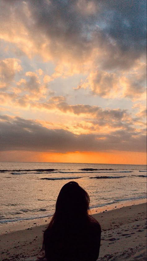 Heyy I love it Watching The Sunset, The Sunset, The Ocean, A Woman, The Beach, Water, Pins