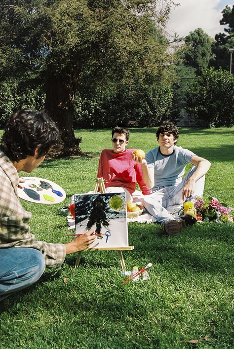 Wallows Ok Music Video, The Wallows Aesthetic Wallpaper, The Wallows Aesthetic, Wallows Aesthetic Poster, Wallows Wallpapers, Wallows Aesthetic Wallpaper, Indie Band Aesthetic, Indie Music Aesthetic, Wallows Aesthetic