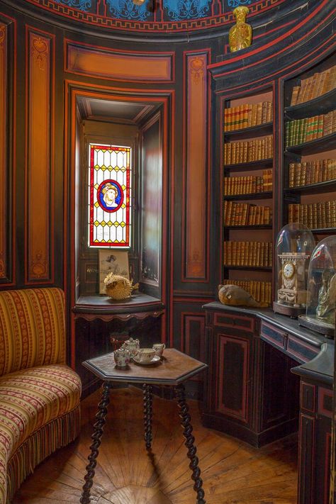 Turret Room Ideas, Room Ideas Victorian, Turret Interior, Office Library Ideas, French Nobility, Turret Room, Eco Cottage, Rich Decor, Library Room