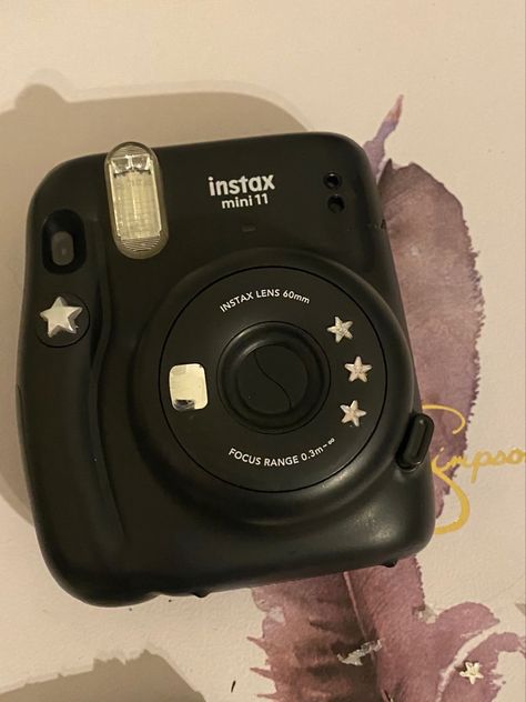 Instax Mini Camera, Instax Camera, Cute Camera, Retro Gadgets, Camera Digital, Polaroid Camera, Dream Gift, Mini Camera, Vintage Cameras