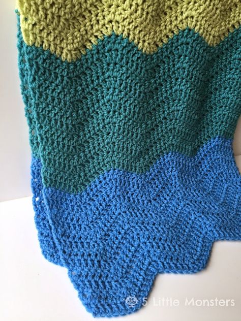 5 Little Monsters: Colorblock Crocheted Ripple Baby Blanket Ripple Crochet Blanket, Crochet Ripple Baby Blanket, Ripple Baby Blanket, Ripple Crochet, Crochet Baby Projects, Crochet Ripple Blanket, Ripple Blanket, Baby Projects, Little Monsters